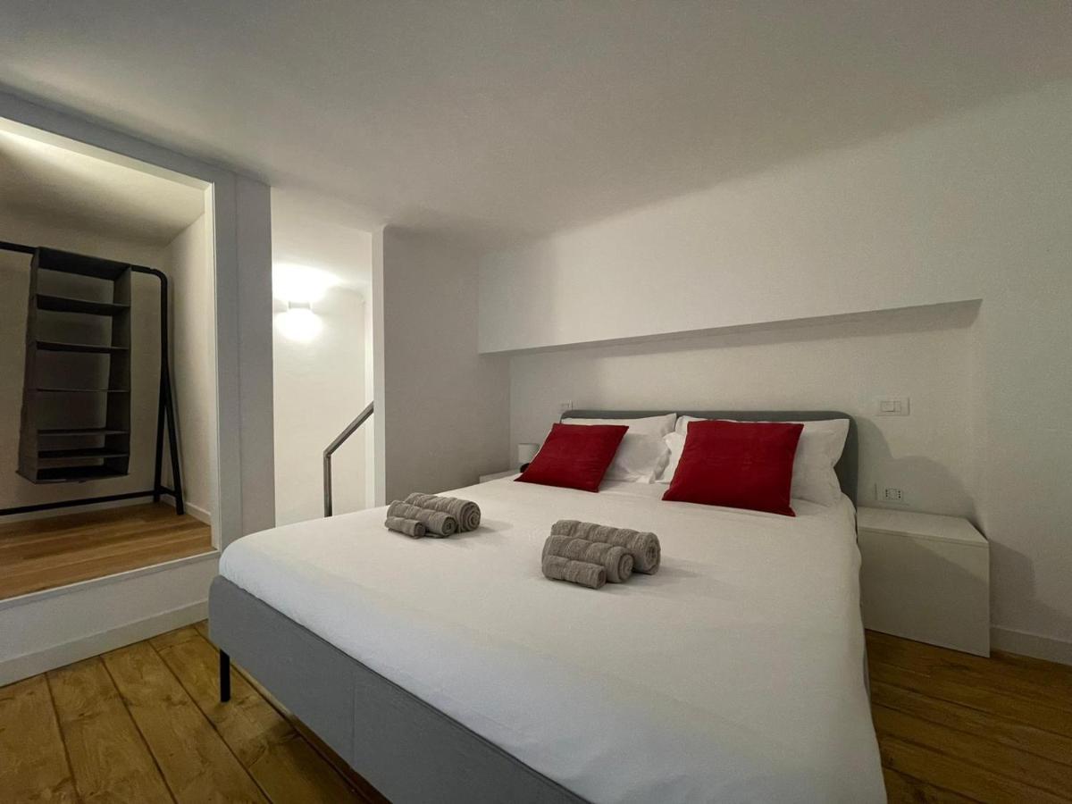 Апартаменты Navigli Design Loft - 7 Stops From Duomo, Ac, Netflix Милан Экстерьер фото
